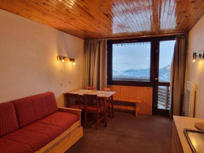 Studio fonctionnel avec accès direct aux pistes - FR-1-181-2605